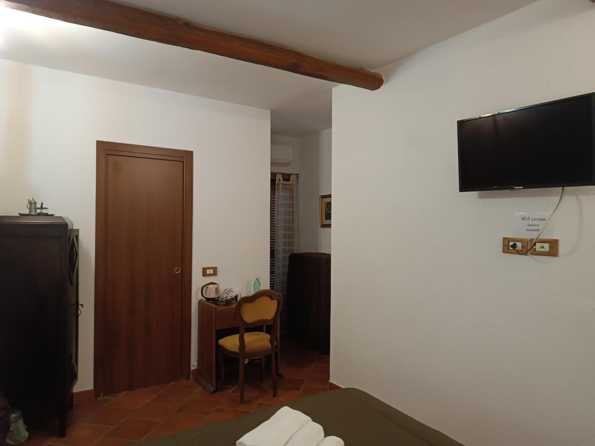 Norma La Rupe Bed And Breakfast الغرفة الصورة